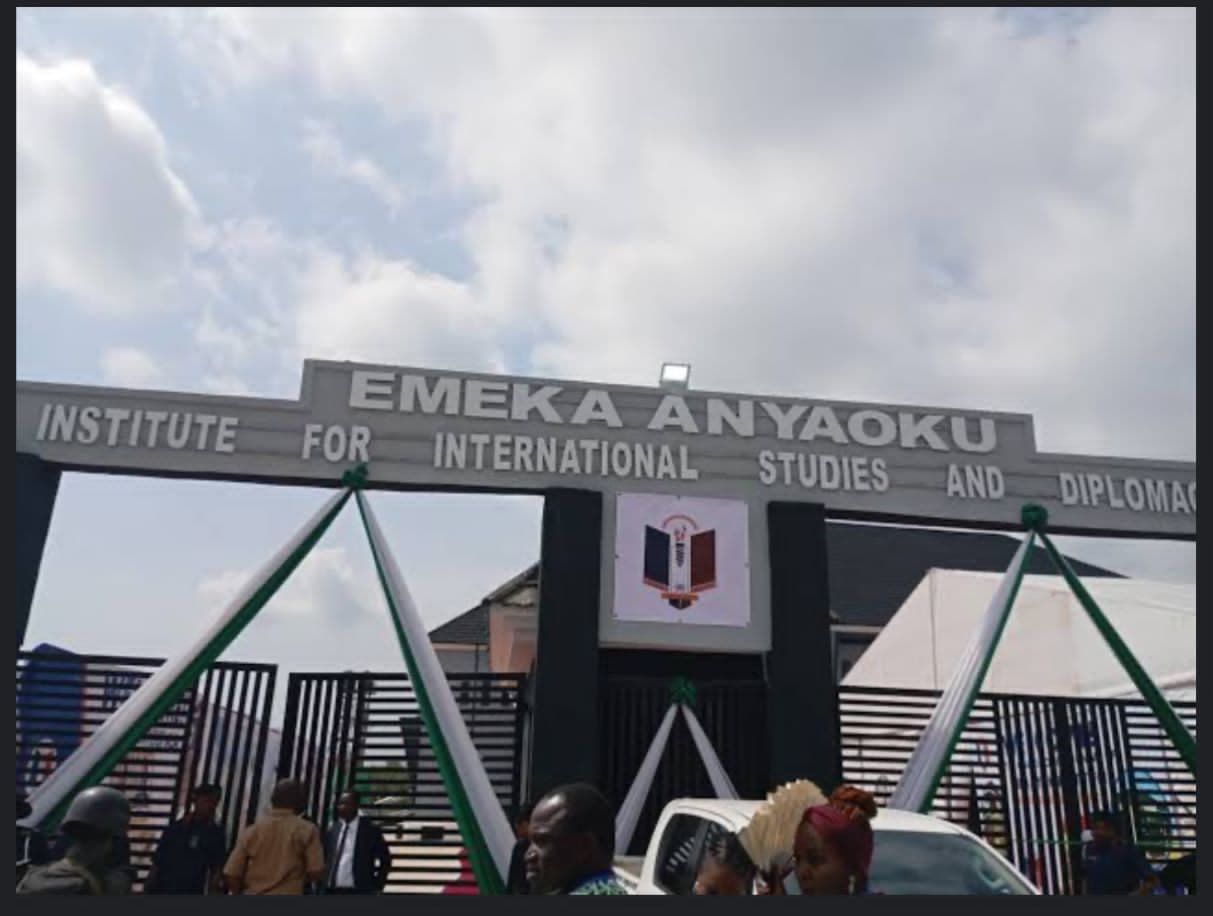 TINUBU INAUGURATES EMEKA ANYAOKU INSTITUTE FOR INTERNATIONAL STUDIES IN ANAMBRA. 